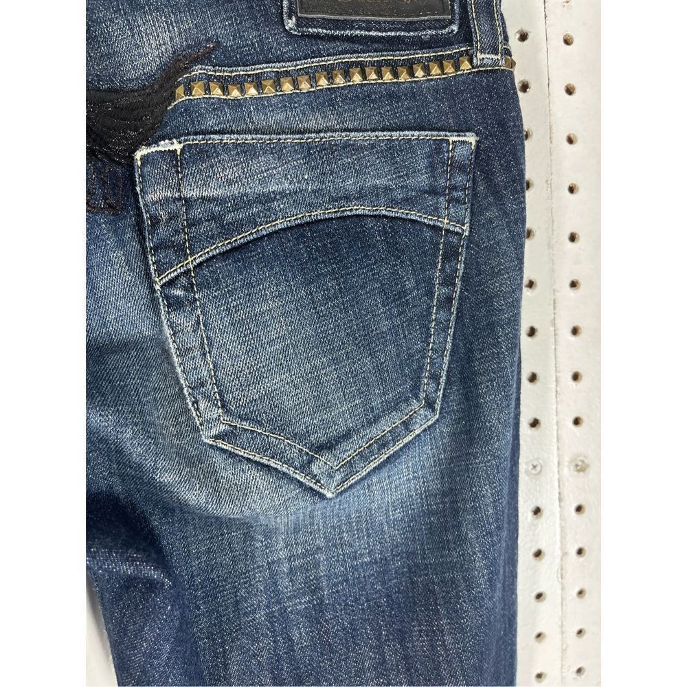 Robin’s Jeans - Picture 11 of 16